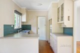 https://images.listonce.com.au/custom/160x/listings/6-grove-street-eltham-vic-3095/916/01579916_img_04.jpg?s7xUYLni-sU