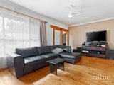 https://images.listonce.com.au/custom/160x/listings/6-halbert-street-wendouree-vic-3355/703/01576703_img_06.jpg?L5D97XOxORg