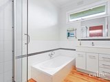 https://images.listonce.com.au/custom/160x/listings/6-halbert-street-wendouree-vic-3355/703/01576703_img_10.jpg?igRTmjpRwC0