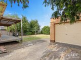 https://images.listonce.com.au/custom/160x/listings/6-halbert-street-wendouree-vic-3355/703/01576703_img_16.jpg?TYFLTz71_tg