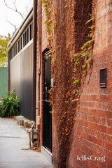https://images.listonce.com.au/custom/160x/listings/6-halfey-lane-kew-vic-3101/106/01976106_img_20.jpg?E4lI6F265pA