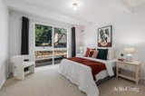 https://images.listonce.com.au/custom/160x/listings/6-halley-street-blackburn-vic-3130/104/01748104_img_05.jpg?s7-VNmud-FM