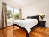 https://images.listonce.com.au/custom/160x/listings/6-highland-avenue-balwyn-vic-3103/653/01684653_img_07.jpg?1YxbHo95ajA