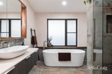 https://images.listonce.com.au/custom/160x/listings/6-hill-street-park-orchards-vic-3114/558/01980558_img_25.jpg?FseOBa73s8E