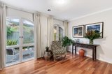 https://images.listonce.com.au/custom/160x/listings/6-hillcrest-avenue-kew-vic-3101/337/00640337_img_07.jpg?K6_glBvL6mA