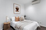 https://images.listonce.com.au/custom/160x/listings/6-hotham-street-east-melbourne-vic-3002/258/01490258_img_12.jpg?vzcAOt4N5qg