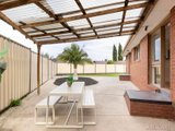https://images.listonce.com.au/custom/160x/listings/6-howe-court-thomastown-vic-3074/999/01746999_img_08.jpg?rSyA068Eu0o