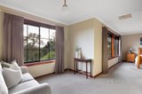 https://images.listonce.com.au/custom/160x/listings/6-huntingfield-court-eltham-vic-3095/298/01575298_img_13.jpg?09edpAEzHRg