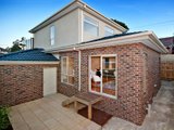 https://images.listonce.com.au/custom/160x/listings/6-ian-grove-burwood-vic-3125/123/01744123_img_09.jpg?4lGg1JKlj6Q