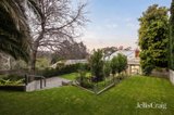 https://images.listonce.com.au/custom/160x/listings/6-isabella-grove-hawthorn-vic-3122/206/01982206_img_15.jpg?q-4P56gRn1Q