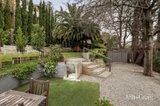https://images.listonce.com.au/custom/160x/listings/6-isabella-grove-hawthorn-vic-3122/206/01982206_img_16.jpg?3PlvChANud0