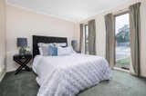https://images.listonce.com.au/custom/160x/listings/6-jemacra-place-mount-clear-vic-3350/527/01814527_img_02.jpg?ixneOY0msVs