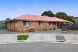 https://images.listonce.com.au/custom/160x/listings/6-jemacra-place-mount-clear-vic-3350/527/01814527_img_15.jpg?f_yX6IstebY