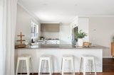 https://images.listonce.com.au/custom/160x/listings/6-jennifer-avenue-parkdale-vic-3195/269/01676269_img_07.jpg?jhsI8L434y8