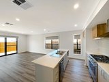 https://images.listonce.com.au/custom/160x/listings/6-jetty-street-armstrong-creek-vic-3217/939/01898939_img_03.jpg?r3idv8wUcXA