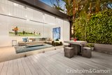 https://images.listonce.com.au/custom/160x/listings/6-joyce-street-elwood-vic-3184/041/01794041_img_08.jpg?_6MCNWeaEMg