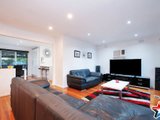 https://images.listonce.com.au/custom/160x/listings/6-kadina-court-mooroolbark-vic-3138/269/01526269_img_03.jpg?RIiX0whDE6A