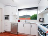 https://images.listonce.com.au/custom/160x/listings/6-kadina-court-mooroolbark-vic-3138/269/01526269_img_06.jpg?yPOcifgIwdM