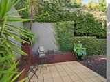 https://images.listonce.com.au/custom/160x/listings/6-kardinia-road-glen-iris-vic-3146/406/00829406_img_09.jpg?tF7k2rO4AWc