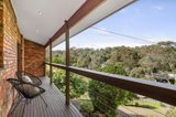 https://images.listonce.com.au/custom/160x/listings/6-karen-court-warrandyte-vic-3113/027/01568027_img_10.jpg?mCM0n_Y_Rms