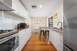 https://images.listonce.com.au/custom/160x/listings/6-kathy-court-mooroolbark-vic-3138/032/01933032_img_05.jpg?SHy6HXeU8ko