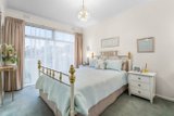 https://images.listonce.com.au/custom/160x/listings/6-kauri-court-doncaster-east-vic-3109/755/01753755_img_08.jpg?vTlWIcP3dc4