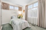 https://images.listonce.com.au/custom/160x/listings/6-kauri-court-doncaster-east-vic-3109/755/01753755_img_09.jpg?EjHMIzd_yI8