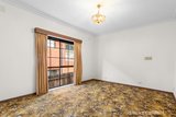 https://images.listonce.com.au/custom/160x/listings/6-keats-street-burwood-east-vic-3151/264/01685264_img_08.jpg?uzuQVlLeT2M