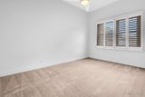https://images.listonce.com.au/custom/160x/listings/6-kent-road-pascoe-vale-vic-3044/813/01677813_img_10.jpg?7e-nZdfrfIM