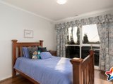 https://images.listonce.com.au/custom/160x/listings/6-kinarra-court-mooroolbark-vic-3138/856/01524856_img_09.jpg?34DwSiLjwmo