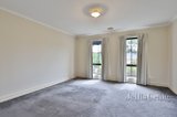 https://images.listonce.com.au/custom/160x/listings/6-knightsbridge-court-glen-waverley-vic-3150/358/01644358_img_04.jpg?5UAAZbzlvxM