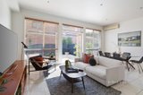 https://images.listonce.com.au/custom/160x/listings/6-kooyong-close-hawthorn-east-vic-3123/698/01027698_img_04.jpg?U_-x4OGS280