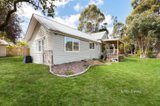 https://images.listonce.com.au/custom/160x/listings/6-lake-road-daylesford-vic-3460/475/01011475_img_04.jpg?U1uuMdi_-xU