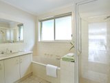 https://images.listonce.com.au/custom/160x/listings/6-lake-road-lara-vic-3212/771/01699771_img_11.jpg?ly0GkNZgNZ4
