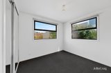 https://images.listonce.com.au/custom/160x/listings/6-lakeside-crescent-keilor-east-vic-3033/381/01852381_img_10.jpg?R54Jqg-WXkE