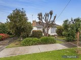 https://images.listonce.com.au/custom/160x/listings/6-leicester-square-seaholme-vic-3018/992/01202992_img_01.jpg?cjwN9yLhv5I