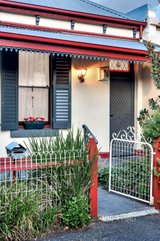 https://images.listonce.com.au/custom/160x/listings/6-leithead-street-brunswick-vic-3056/857/01540857_img_18.jpg?oXHGG6SOzFY