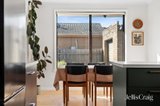 https://images.listonce.com.au/custom/160x/listings/6-lewis-court-sebastopol-vic-3356/654/01891654_img_06.jpg?Ww-hJeRQNOM