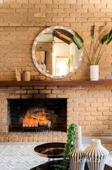 https://images.listonce.com.au/custom/160x/listings/6-leyte-close-doncaster-vic-3108/466/01809466_img_08.jpg?lKBEvqMW760