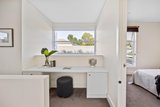 https://images.listonce.com.au/custom/160x/listings/6-little-church-street-hawthorn-vic-3122/015/01734015_img_12.jpg?Pe2rGg9oH44