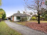 https://images.listonce.com.au/custom/160x/listings/6-louisa-street-croydon-vic-3136/187/01524187_img_01.jpg?spcXPzXmkUE