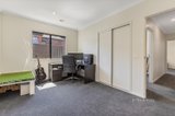 https://images.listonce.com.au/custom/160x/listings/6-lushington-rise-mckenzie-hill-vic-3451/000/01168000_img_15.jpg?m_pusLyocik