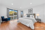 https://images.listonce.com.au/custom/160x/listings/6-manna-gum-court-vermont-south-vic-3133/728/01824728_img_05.jpg?KhXSYAdfd30
