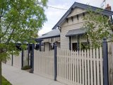 https://images.listonce.com.au/custom/160x/listings/6-manning-street-newtown-vic-3220/387/01699387_img_02.jpg?OWUTWyFXMd0