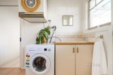 https://images.listonce.com.au/custom/160x/listings/6-marbray-close-sorrento-vic-3943/501/01718501_img_14.jpg?Kpse2znVkXs