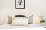 https://images.listonce.com.au/custom/160x/listings/6-marbray-close-sorrento-vic-3943/501/01718501_img_19.jpg?fE5gPw7U4oo