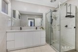 https://images.listonce.com.au/custom/160x/listings/6-marcus-avenue-mount-waverley-vic-3149/626/01877626_img_08.jpg?iVyqaBbWK24