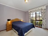 https://images.listonce.com.au/custom/160x/listings/6-marloo-court-croydon-hills-vic-3136/868/00620868_img_09.jpg?uPITqRnLy5U