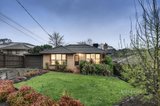 https://images.listonce.com.au/custom/160x/listings/6-masefield-avenue-mooroolbark-vic-3138/878/01573878_img_01.jpg?Kh-WTbELjZ4