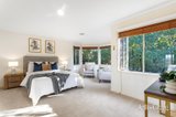 https://images.listonce.com.au/custom/160x/listings/6-may-court-glen-waverley-vic-3150/045/01769045_img_08.jpg?GftalokOO0M